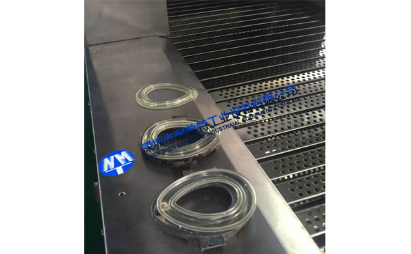 醫(yī)療行業(yè)呼吸面罩成型固化不銹鋼隧道爐 醫(yī)療行業(yè)呼吸面罩成型固化不銹鋼隧道爐